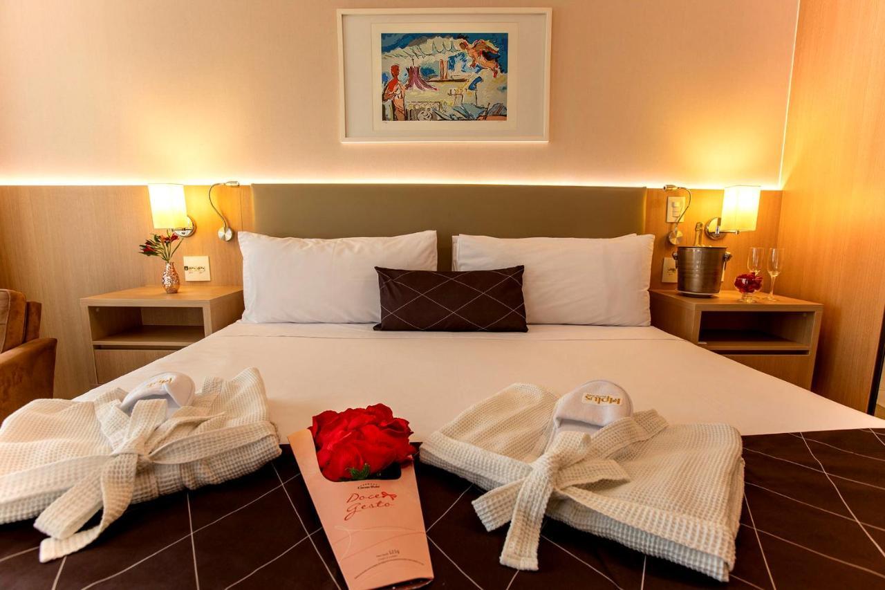 Cullinan Hplus Premium Brasilia Exterior foto A bedroom at the hotel