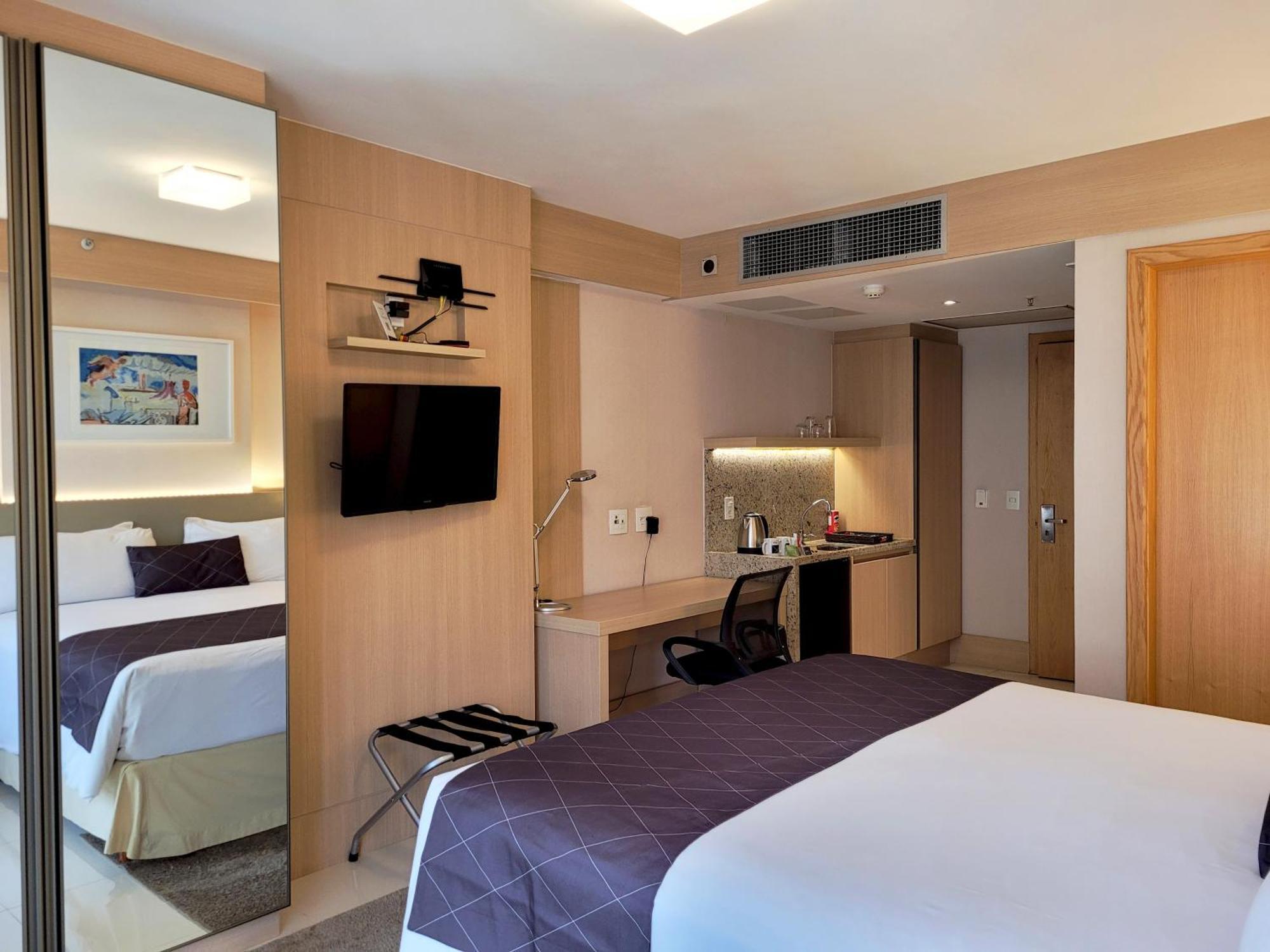 Cullinan Hplus Premium Brasilia Exterior foto A typical room at the hotel